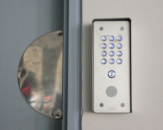 Sécurité accès porte des garages – Biscarrosse